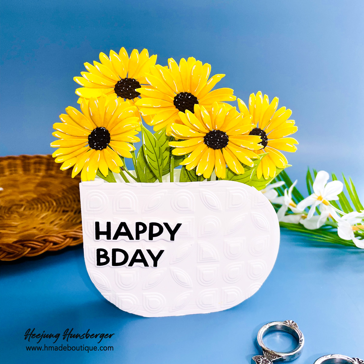 3D Pop-Up Vase Card featuring Simon Says Stamp Dewdrop Daisy